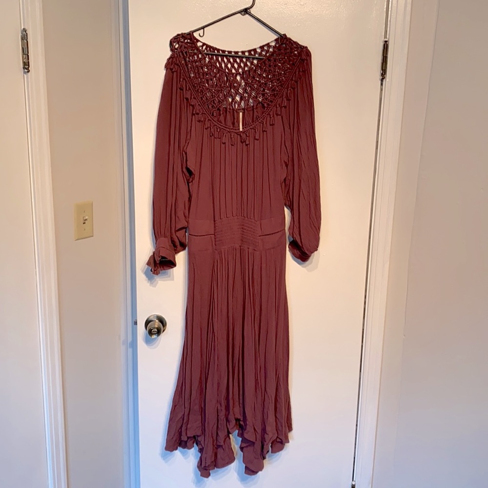 Free People size S maxi dress maroon woven off the shoulder top